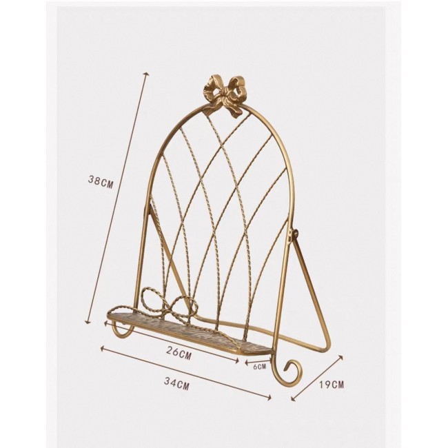 حامل ذهبي فاخر بلمسه فرنسيه كلاسيكيه تجمع بين الرقه والمتانه 9642