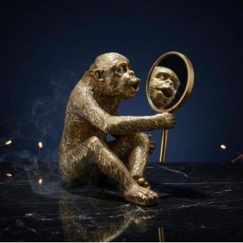 تحفه قرد يحمل مرايا قطعه فنيه فريده من نوعها 8434 تحفه قرد يحمل مرايا قطعه فنيه فريده من نوعها 8434