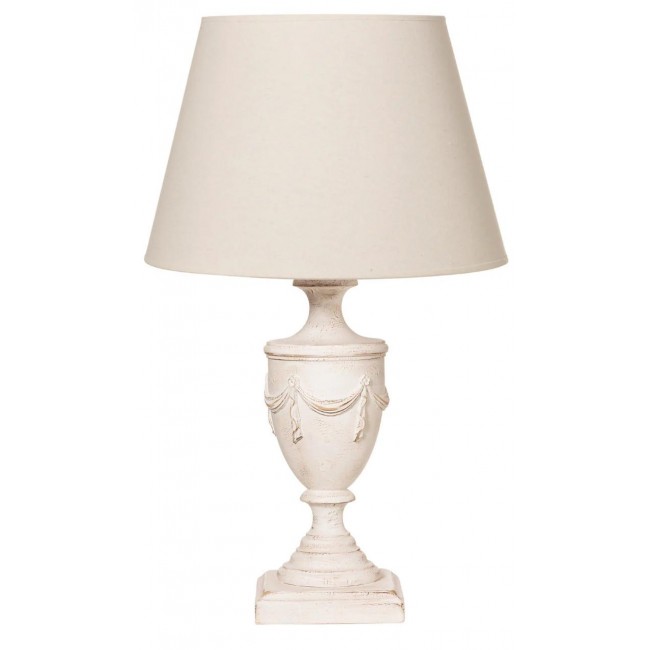 وحده اضاءه فنية تجمع بين الأصالة الفيكتورية واللمسات العصرية مما يجعلها خياراً مثالياً لمن يبحث عن إضاءة تُضيف لمسة من الفخامة الكلاسيكية إلى ديكور منزله9556