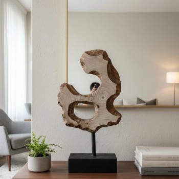 تحفه منحوتة خشبية تجريدية مستوحاة من جمال الطبيعة الخام وتصنف ضمن قطع الديكور الفاخرة L8630التي تضفي لمسة فنية "مودرن" دافئة على المساحات الداخلية. تحفه منحوتة خشبية تجريدية مستوحاة من جمال الطبيعة الخام وتصنف ضمن قطع الديكور الفاخرة L8630التي تضفي لمسة فنية "مودرن" دافئة على المساحات الداخلية.