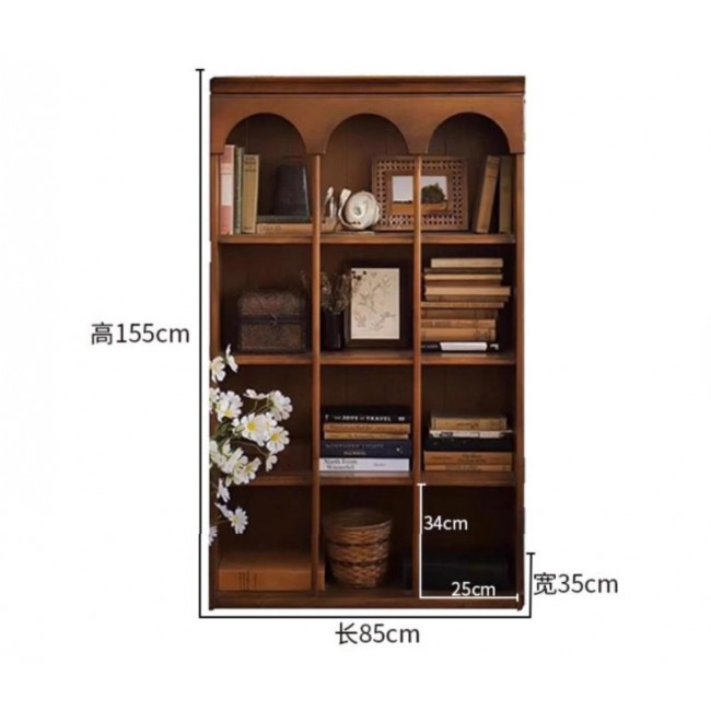 خزانه خشبية بتصميم كلاسيكي ريفي، تجمع بين الأناقة والوظيفة التنظيمية. مصنوعة من الخشب الطبيعي بلون بني متوسط يظهر عروق الخشب الطبيعيهL9635