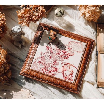 صينيه انيقه باطار خشبي مزخرف فاخر L9612