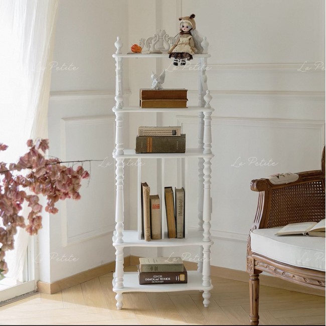 كونسول جداري بتصميم فرنسي كلاسيكي فيكتوري أنيق. يتميز بلونه الابيض الذي يمنحه مظهراً فخماً وعصرياً في آن واحد9618 كونسول جداري بتصميم فرنسي كلاسيكي فيكتوري أنيق. يتميز بلونه الابيض الذي يمنحه مظهراً فخماً وعصرياً في آن واحد9618