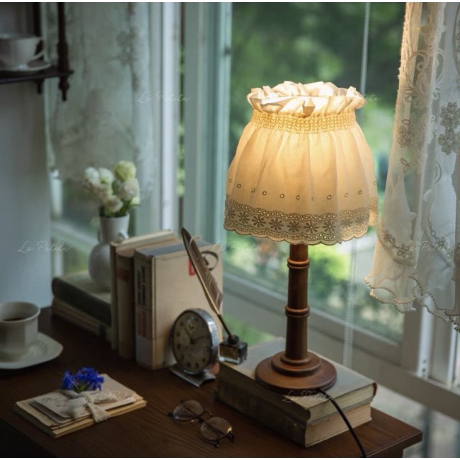 وحده اضاءه بتصميم ريفي تجمع بين أصالة الخشب الطبيعي ونعومة القطن الفاخر9630 وحده اضاءه بتصميم ريفي تجمع بين أصالة الخشب الطبيعي ونعومة القطن الفاخر9630