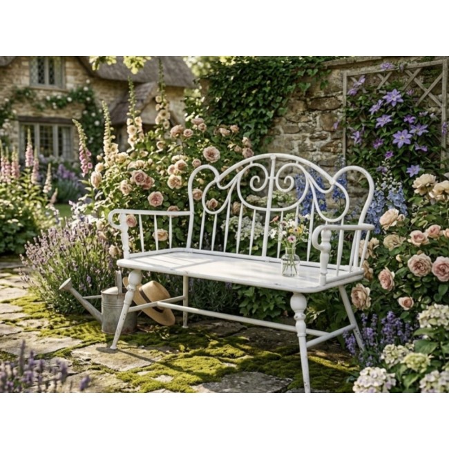 كرسي معدن يتسع لشخصين على الطراز الفرنسي مما يضيف لمسه من الاناقه الكلاسيكيه 9590