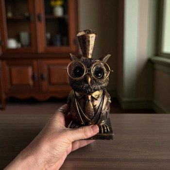 شمعدان بتصميم البومه الحكيمه لمسه كلاسيكيه بذكاء عصري L9672-1