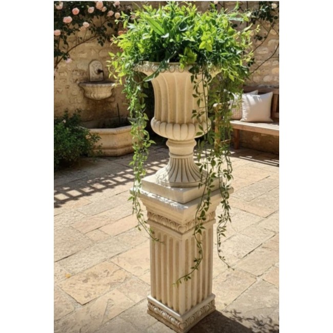 مركن سيراميك بتصميم كلاسيكي فاخر يجمع بين الاناقه الرومانيه واللمسات الريفيه الاوربيه وهي قطع ديكور مثاليه للمداخل والحدائفق 6710