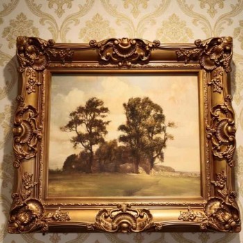 لوحه فنيه مطبوع كانفس  باطار خشبي كلاسيكي مزخرفL9269