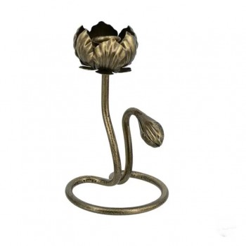 شمعدان معدن بتصميم ورد 8093