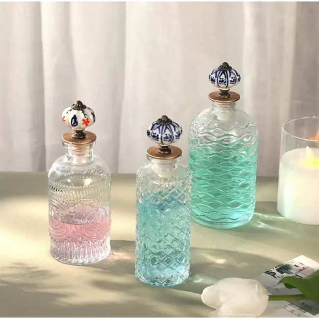 زجاجيه شفافه لتعبئة العطور بسداده كلاسكيه 9116