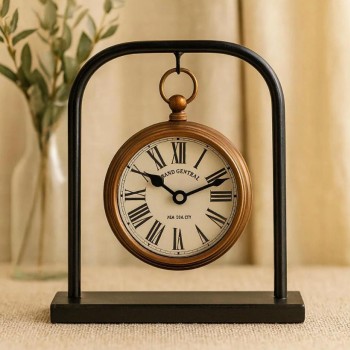 ساعه معلقه معدن بتفاصيل كلاسيكيه اوربي فاخره 9101