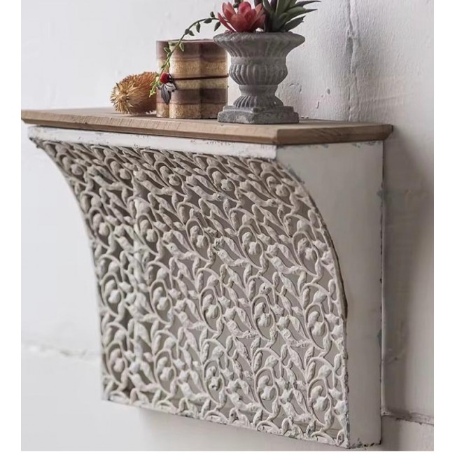 رف جداري خشبي بتصميم زخرفي فنتج وسطح علوي خشبي 8875