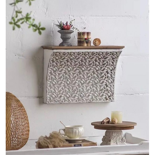 رف جداري خشبي بتصميم زخرفي فنتج وسطح علوي خشبي 8875