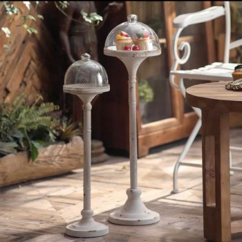 ستاند لتقديم الحلويات مصنوعه من المعدن المشغول يدويا بغطاء زجاجي انيق متوفر الحجمين 8762