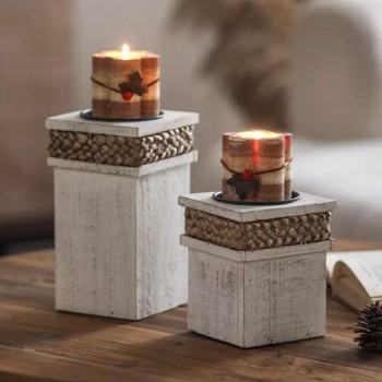 شمعدان ابيض خشبي بلمسات اوربي ريفي متوفر الحجمين 8784