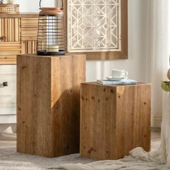 طاوله جانبيه بسطح مربع مصنوعه من الخشب الطبيعي بتفاصيل مودرن متوفر احجمين 8910