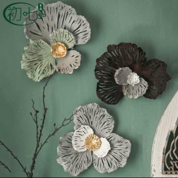 ديكور معدن جداري بتصميم الزهور متوفر 3 قطع مختلفه 8714