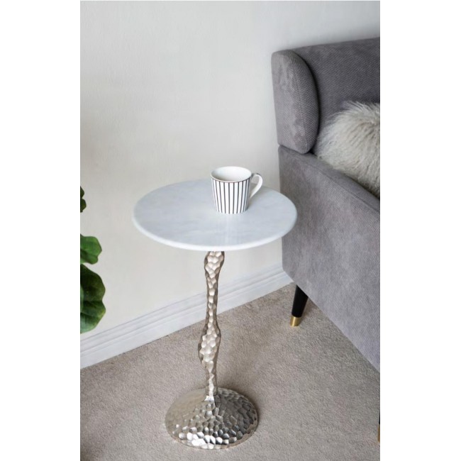 طاوله جانبيه مستديره بسطح رخام بتصميم عصري أنيق 7906