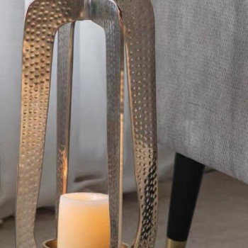 شمعدان فضي معدن بتصميم عصري أنيق 8144