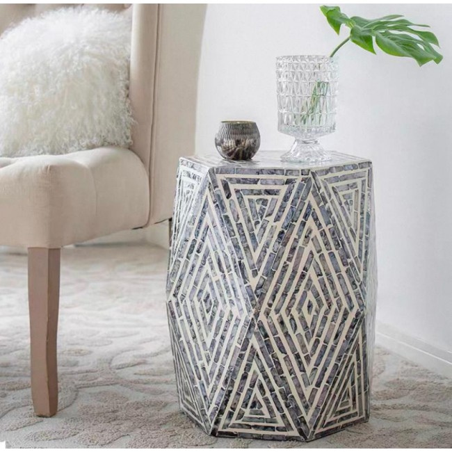 طاوله جانبيه مستديره مطعمه بصدف طبيعي مثالي لغرفة المعيشه 7822