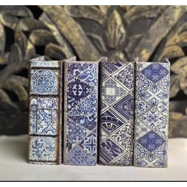 طقم كتب ديكور خشب بتصميم اوربي 4 قطع  8127