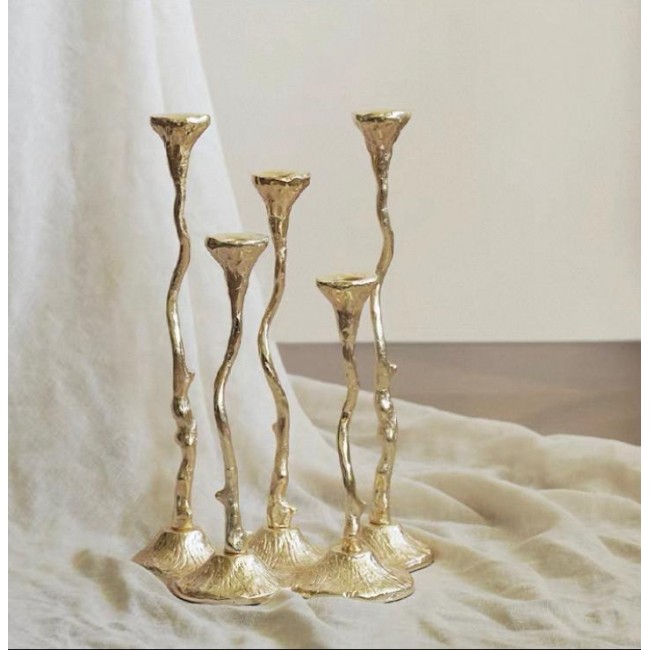 شمعدان معدن ذهبي بتصميم اغصان فاخر 8071