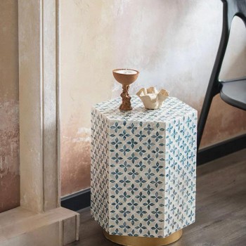 طاوله جانبيه بشكل هندسي مطعم بصدف طبيعي 8011