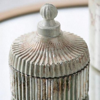 تحفة شمعه بغطاء رائحه منتشره وجميله7859