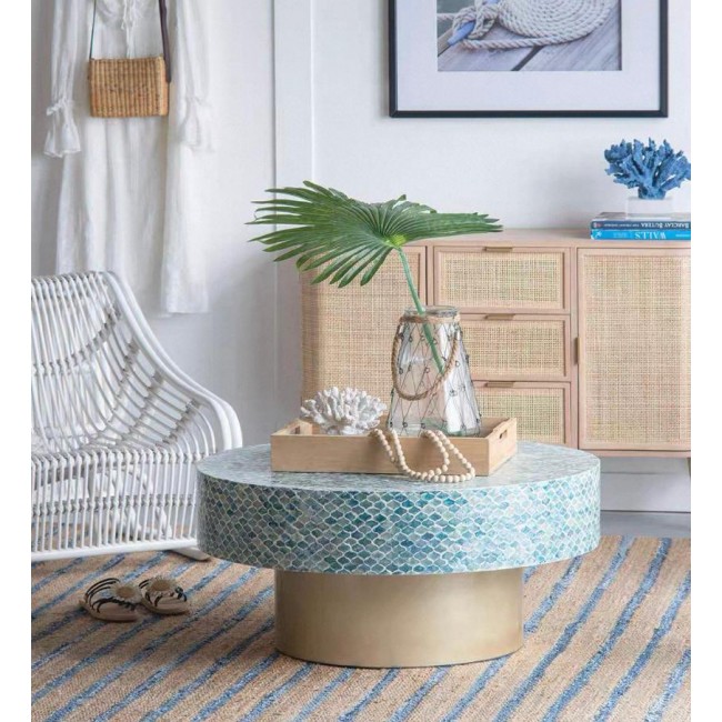 طاوله دائريه عصريه بتصميم رائع من رقائق الصدف الطبيعي  7870