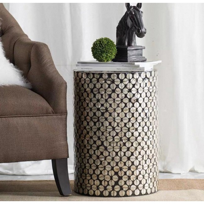 طاوله جانبيه مستديره مميزه مطعم بصدف رقيق 7829