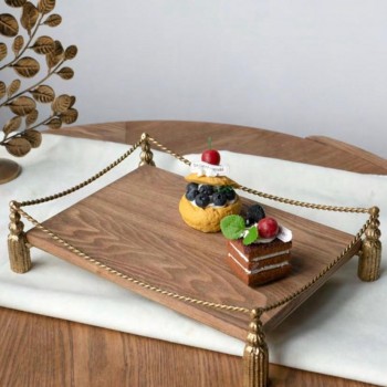 صينيه تقديم مستطيله خشبيه مطعمه بالمعدن المشغول يدويا 8090