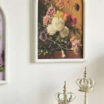 لوحه زهور جداريه كانفس باطار خشب كلاسيك 9161