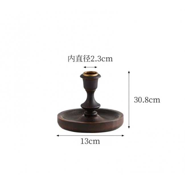 شمعدان خشبي بطراز كلاسيك اوربي 9183