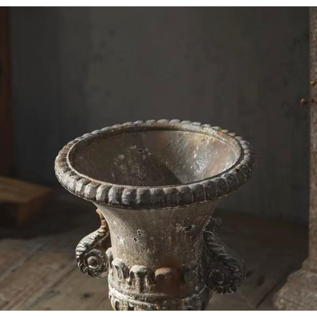 فازه فخاريه بتصميم اوربي ملائم لديكور المنزل 9249