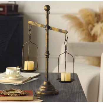 شمعدان بتصميم ميزان معدن بتفاصيل اوربيه 9240 شمعدان بتصميم ميزان معدن بتفاصيل اوربيه 9240