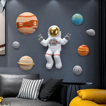 طقم جداراي مجسم رجل فضاء مع الكواكب طقم جداراي مجسم رجل فضاء مع الكواكب