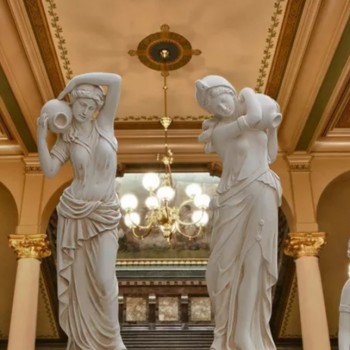 تحفة بتصميم روماني