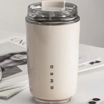 كوب حراري من smeg مقاوم لصداء 8562