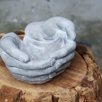 تحفة شكل يد صناعه يدويه تحفة شكل يد صناعه يدويه